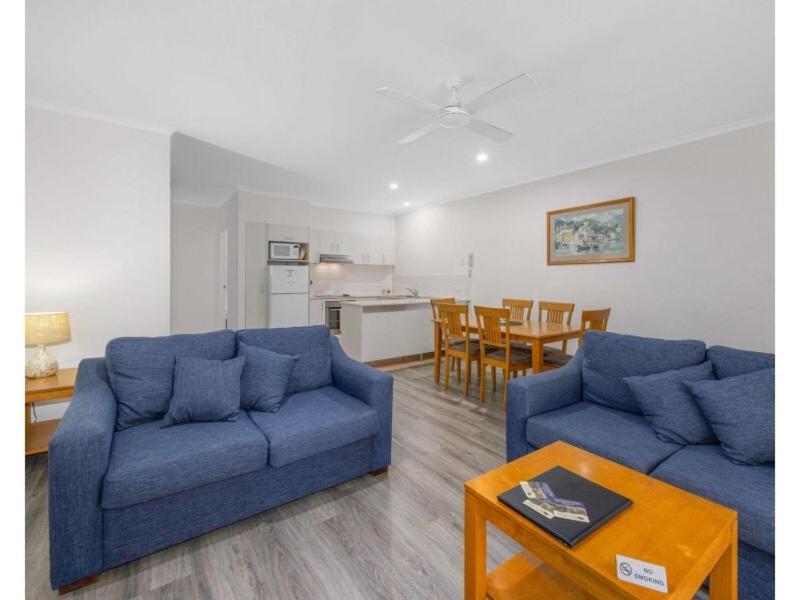 Unit 18 55 Pacific Drive Beachfront Apartments Порт-Маккуорі Екстер'єр фото